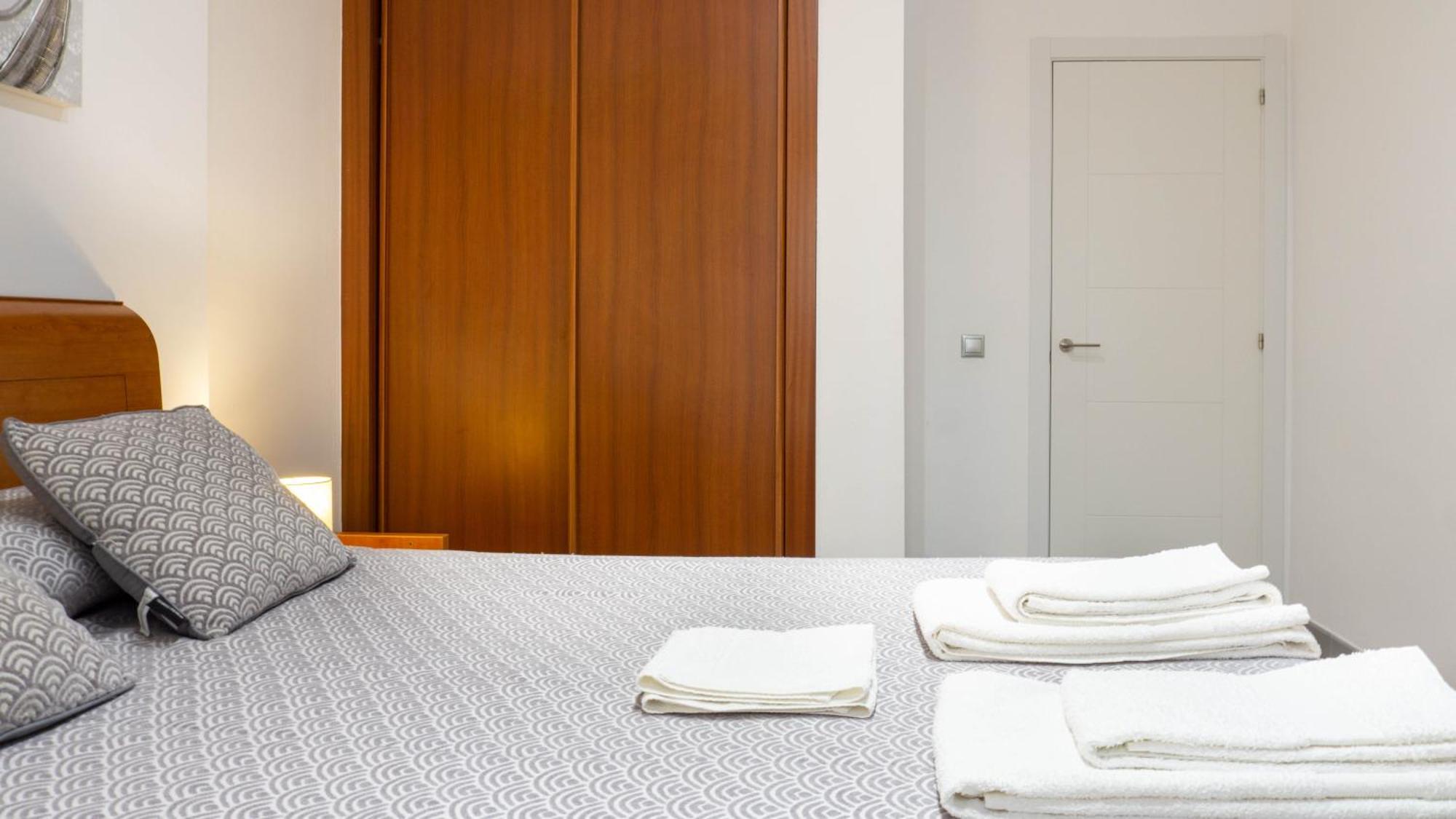 Apartamento Austria Malagaアパートメント エクステリア 写真